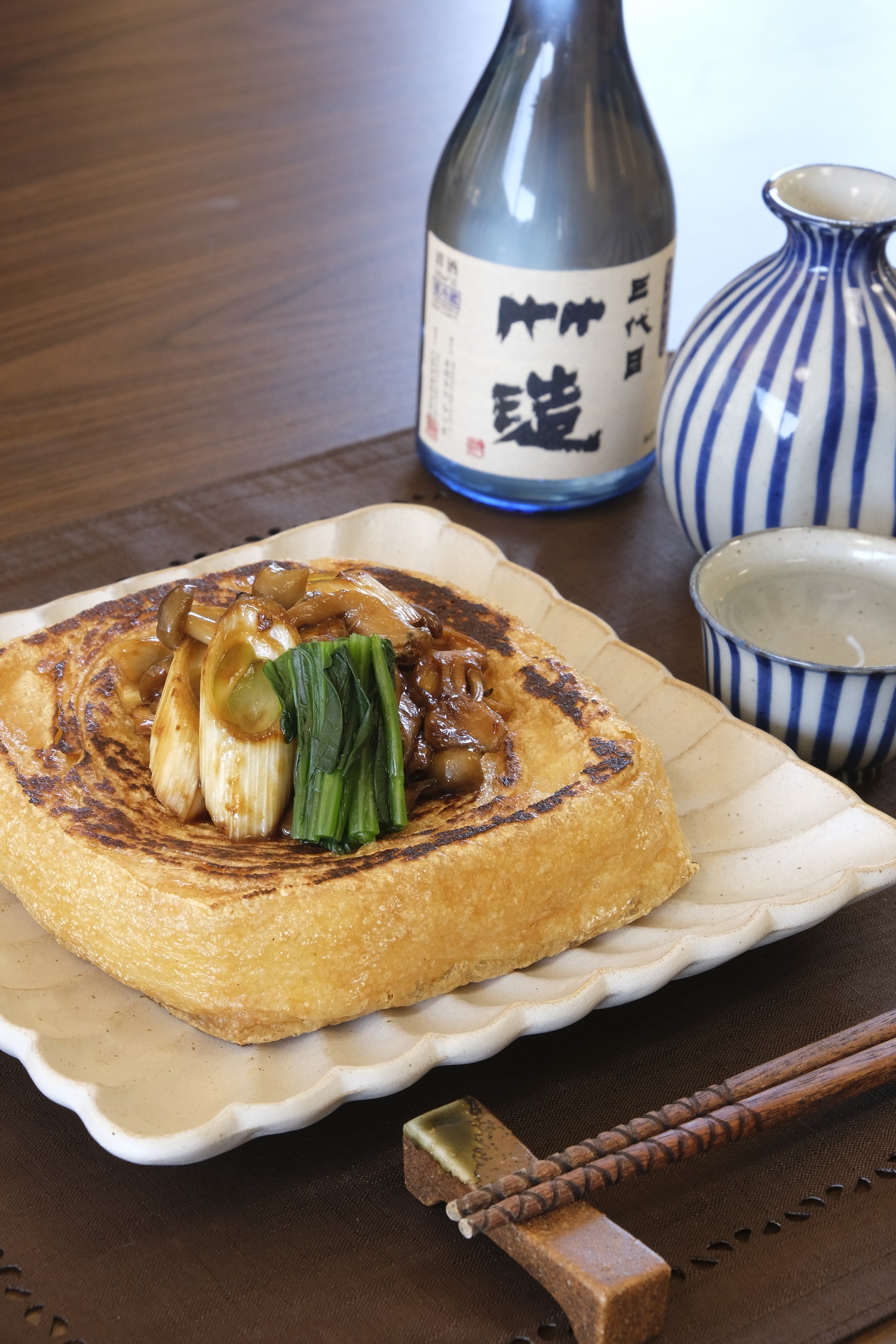 あわら温泉発着タクシープラン07 福井の地酒飲み比べと福井名物 日本一の油あげ を堪能 180分コース 観光販売システムズ